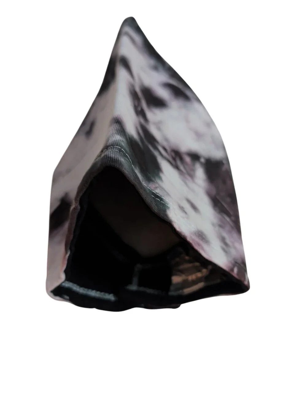NWOT Tie-Dye Triangle Pet Bandana / Baby Bandaid Bib in Black And White